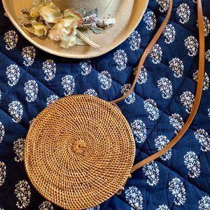 "Koret" crossbody circle purse, NWOT